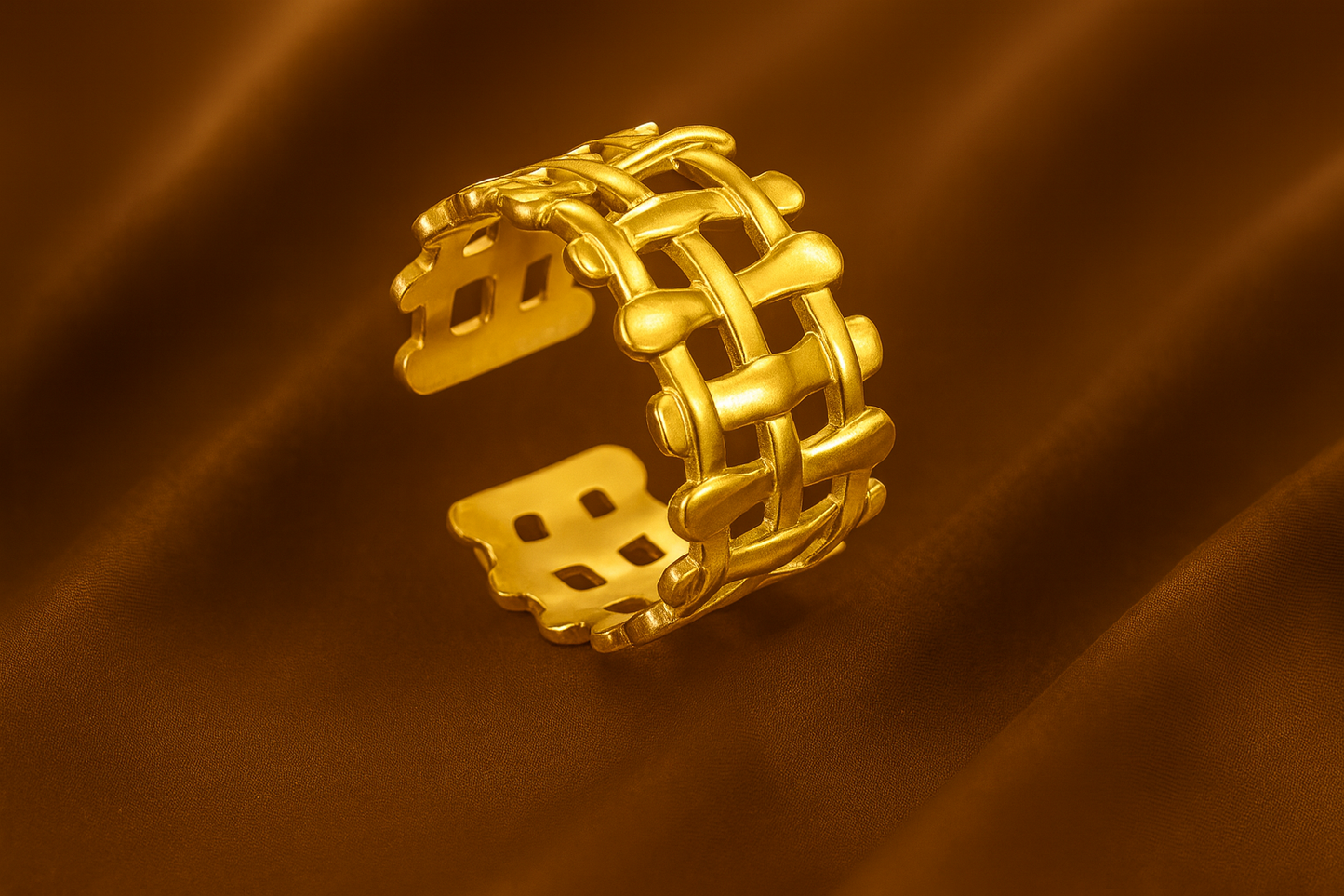 Regalia Ring